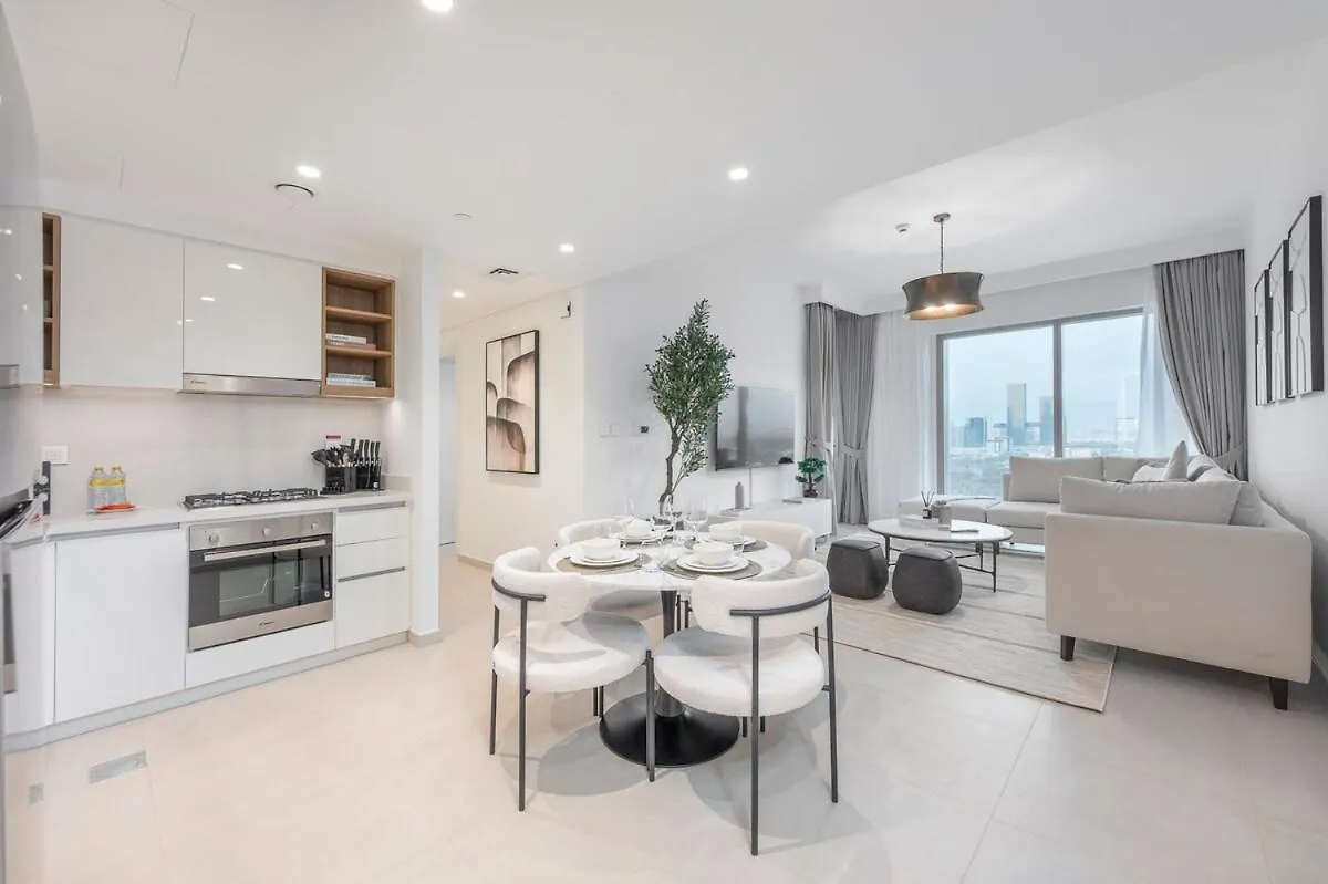 Stay Comfortably In Spacious 2Bedroom Apartment In Downtown Dubai