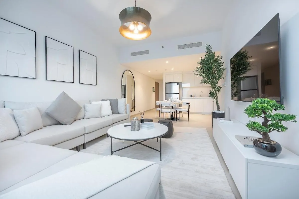 Stay Comfortably In Spacious 2Bedroom Apartment In Downtown Dubai